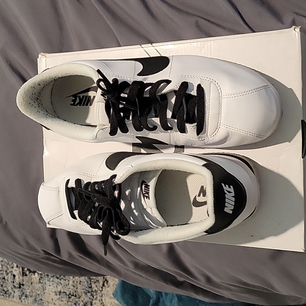 Nike Cortez men white black